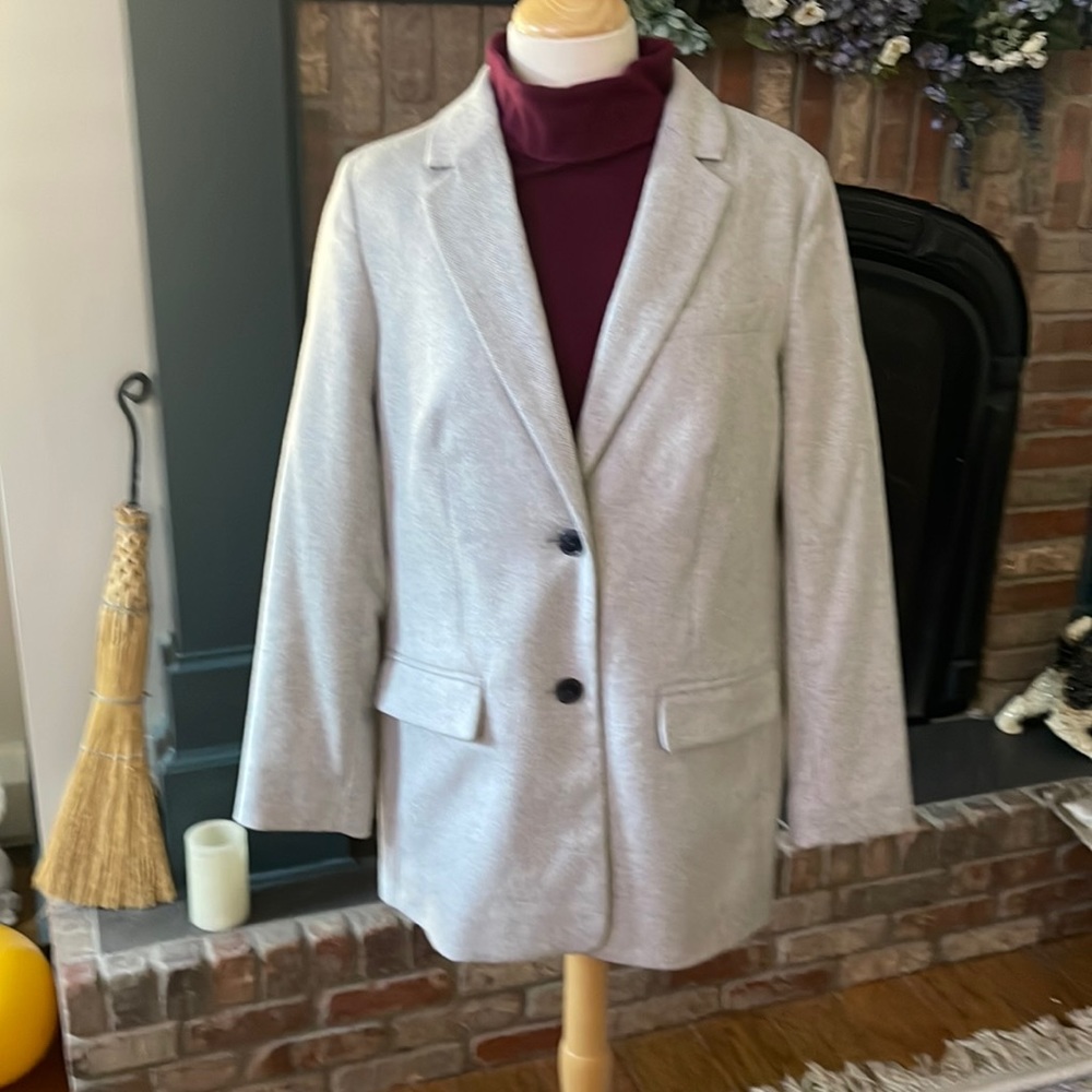 COPY - TALBOTS GRAY HERRINGBONE WOOL BLAZER. SIZE 10